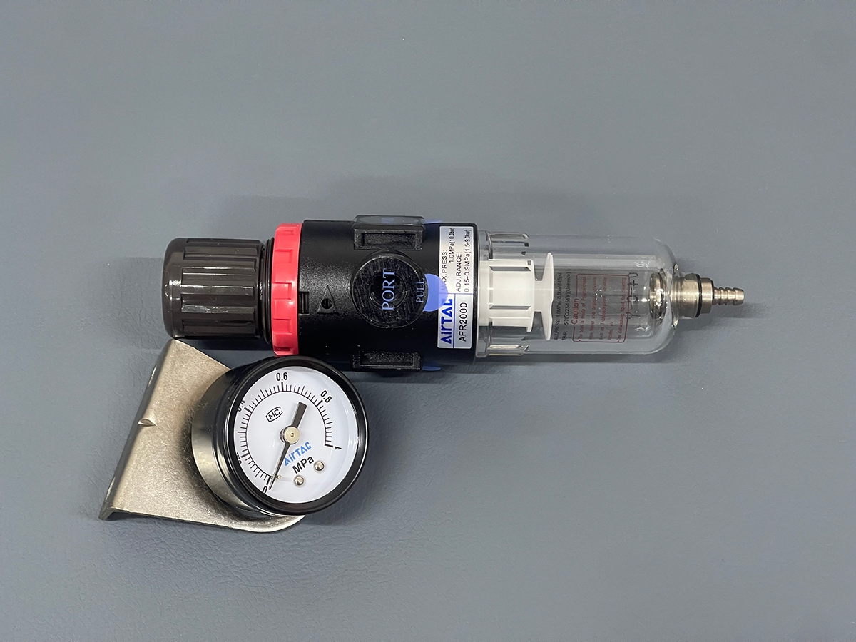 Редуктор с отстойником